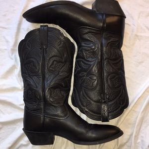 Ariat Heritage Black Leather Cowboy Boots
